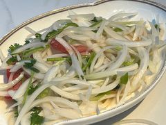 老虎菜-神火烧烤馕坑肉新疆菜(兴隆街店)