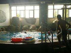 -晋爵会游泳馆(海湾公园店)