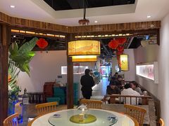 -春天里餐厅(西田城店)