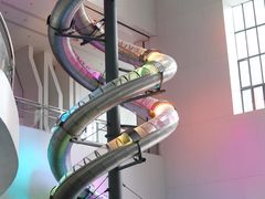 -诚毅科技探索中心