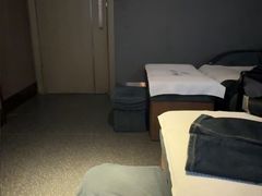 -陆琴脚艺·足浴·SPA(中华路店)