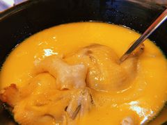 -鲜入围煮花胶鸡海鲜火锅