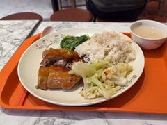 -大食代美食广场(上海中心店)