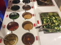 -贤合庄卤味火锅(安吉万达店)