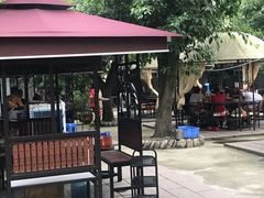 -园里串香牛肉串串火锅(新繁店)