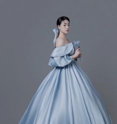 -索菲亚婚纱摄影