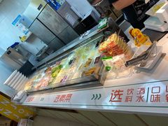 -红渡小香·牛肉麻辣香锅(车站南路店)
