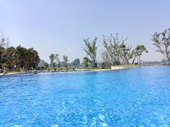 -上海滴水湖皇冠假日酒店