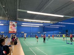 -中地华冠羽毛球俱乐部