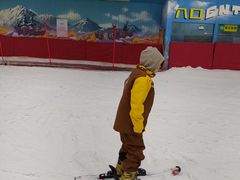 -乔波室内滑雪场