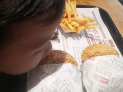 -The Habit Burger Grill 哈比特汉堡(爱琴海店)