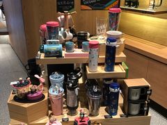 零售区-星巴克臻选(深圳万象天地旗舰店)