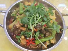 -乡土特色.冷锅鱼.牦牛肉汤锅