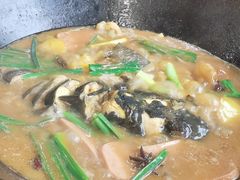 -老刘生态大鱼坊铁锅炖鱼(赛马场店)