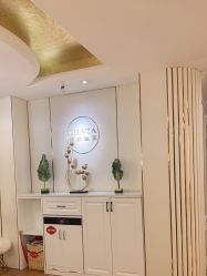 -茜尔维亚修身连锁(庆春银泰店)