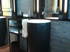 一律唯宝的卫具-上海璞麗酒店