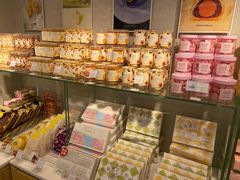 零售区-好利来(八里庄店)