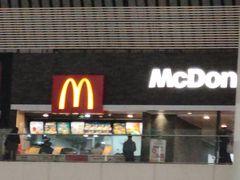-麦当劳(郑州东高铁站店)