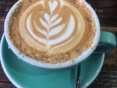 招牌海盐榛果拿铁-MIKAKU(万达广场上海宝山店)