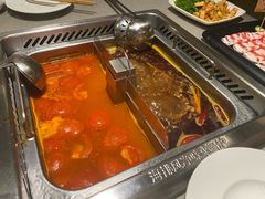 -海底捞火锅(曹安公路店)