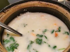 -稻鲜记潮汕砂锅粥