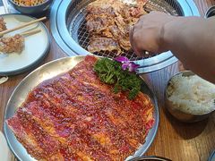 -明洞阿姨·韩式酱蟹烤肉·创意料理(三元桥店)