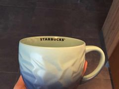 -星巴克臻选(南京金茂览秀城店)