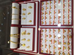 -世纪缘珠宝(济南品牌店)