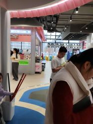 -MINI MARS 脚下的城市乐园·餐饮·派对(静安江宁店)
