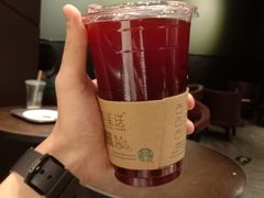 -星巴克臻选(南京金茂览秀城店)