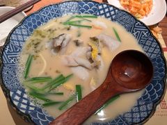 -荣家黄鱼面(前滩太古里店)