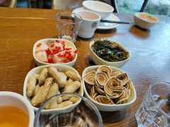 -湘力力小院·鱼汤泡饭(枫林路店)