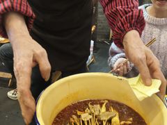 -拈签一笑黄牛肉辣卤串串