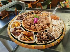 -土连锅·现熬养生汤锅(梁家巷店)