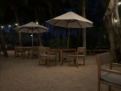 -三亚艾迪逊酒店·海滩烧烤 BARBACOA·现场乐队·浪漫晚餐·烧烤海鲜