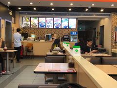 -李先生牛肉面大王(上海站南广场店)