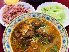 -金杨拉面王小吃面馆·牛三宝面·红烧牛肉粉