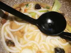 -蒙自源小锅米线(金佰利店)