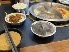 -沸炉重庆老火锅(军事博物馆店)