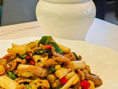 洪湖莲藕带炒鸡杂-洪湖水·新楚菜(人民大学店)