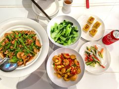 -阿瓦山寨·湘菜现炒·剁椒鱼头王(咸阳总店)