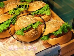 -宏发红西饼屋(天津路店)
