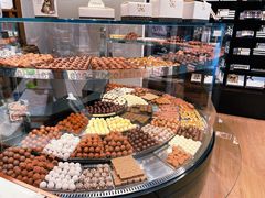 -Laderach 莱德拉(上海环贸iapm店)