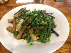 -柴窝堡22号辣子鸡·传承新疆菜