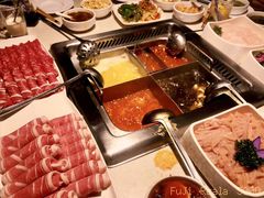 -海底捞火锅鲜切牛肉主题店(长寿路店)