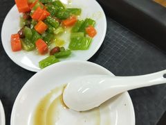 小菜-马德元纯汤牛肉面(太奥广场店)
