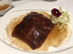 深井脆皮黑棕鹅-Yan Ting 宴庭中餐厅(上海静安瑞吉酒店)
