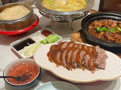 -梅利汴京烤鸭•开封豫菜地标店(东司门店)
