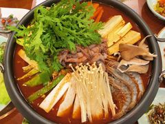 -青瓦餐厅·生鱼片·韩园烤肉(西塔店)