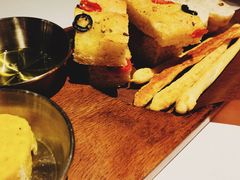 餐前包-哈布斯扒房(华发商都店)